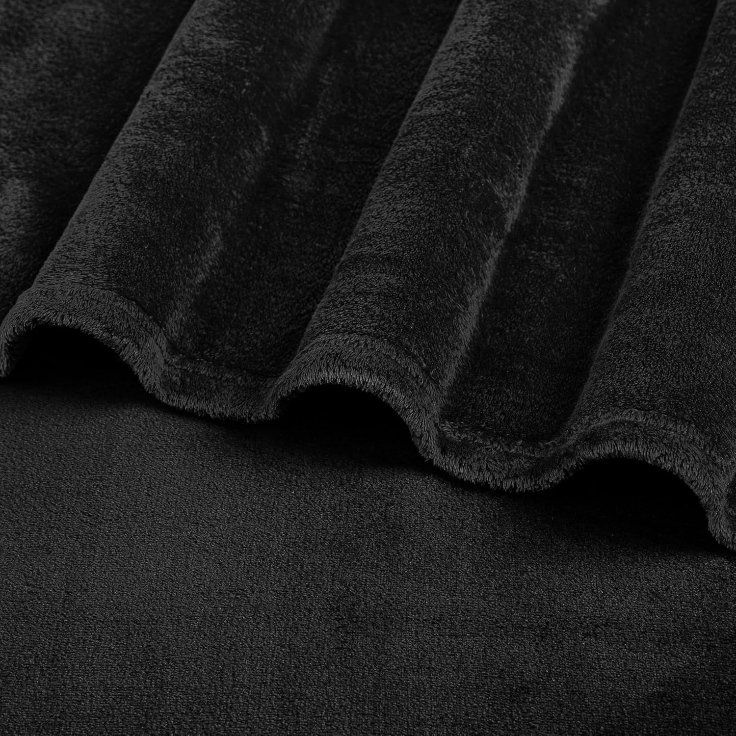 Black Fleece Bed Blanket Queen Size, Super Soft Fuzzy Flannel Throw for Couch Sofa, Luxury Plush Microfiber Large Throw Blanket Queen Bed, Home Cozy Velvet Gift Blanket, 90X90